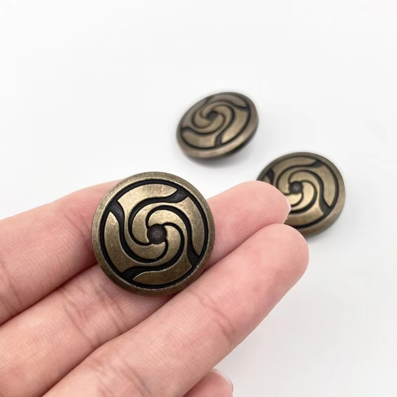 Vintage Collectible Buttons - 1/2/3/4 Stück Anime-Knöpfe Vintage-Knöpfe Rucksack-Kleidungszubehör Cosplay-Fan-Souvenir-Kollektion