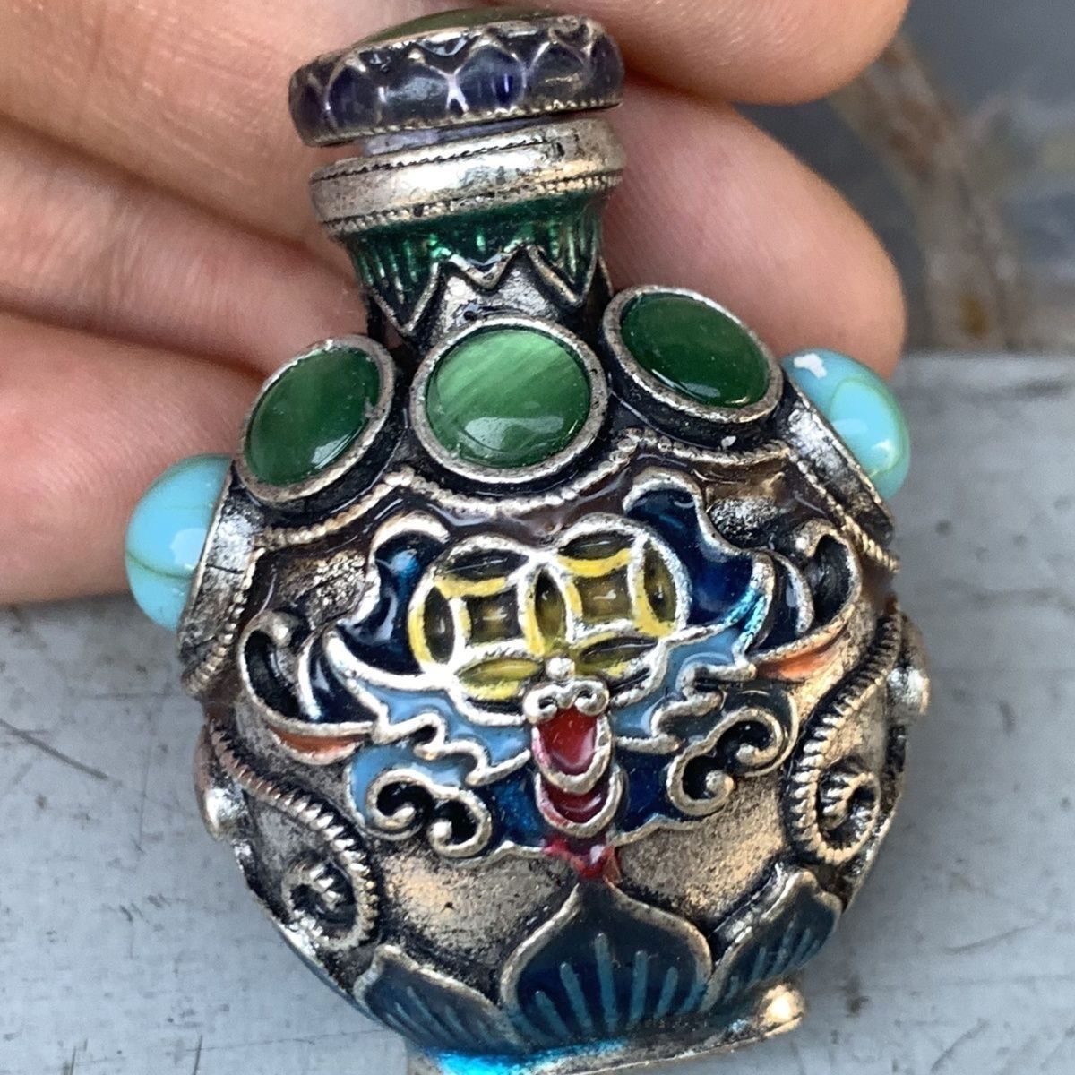 Vintage Collectible Bottles - Vintage Cloisonné Bronze Schnupftabakfläschchen, Mini Tragbares