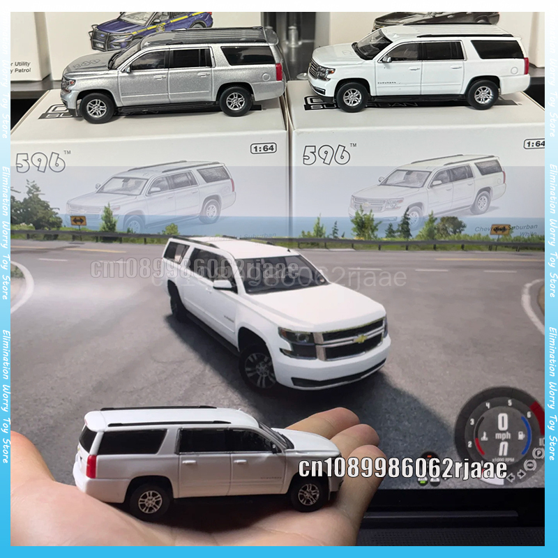 Vintage Collectible Cars - 596 Chevrolet Suburban 1:64 Legierungs-Diecast-Automodell Silberweiß