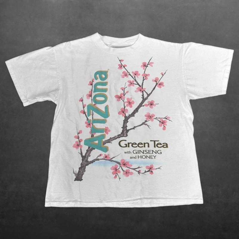 Collectible Vintage T Shirts - Vintage Y2K T-Shirt mit Kirschblüten-Print für