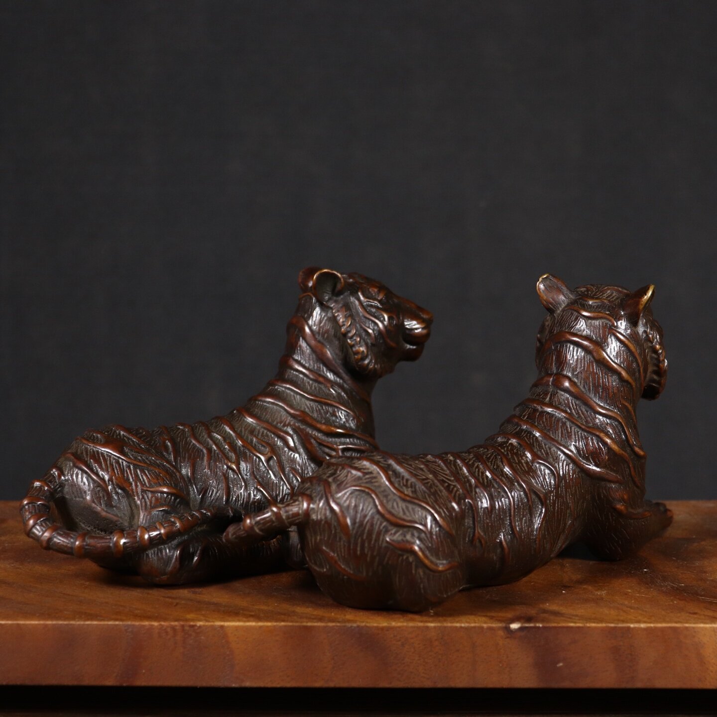 Vintage And Collectible Stores - Chinesische Feng Shui Vintage Kupfer-Tiger-Statue mit