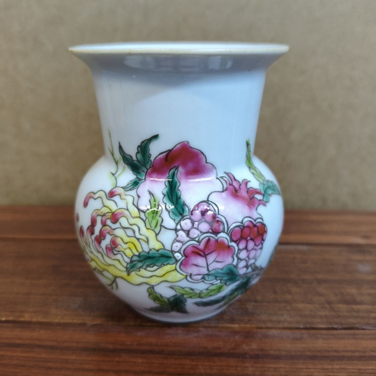Vintage-Sammlerstück: Sanduo-B – Vintage Collectibles And More Bewertung und Preis