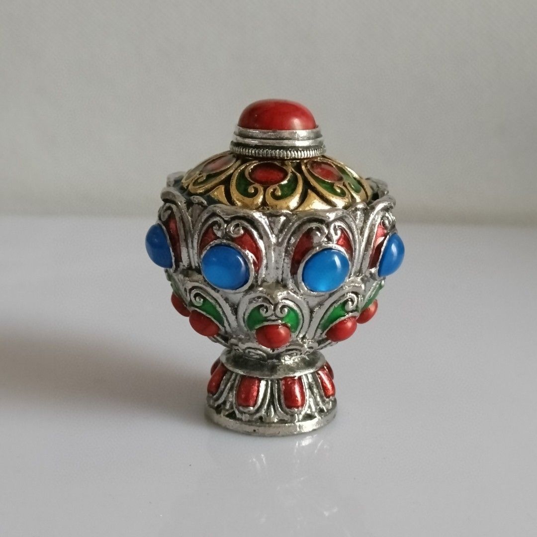 Vintage Antike Sammlung Ethnis – Vintage Collectible Bottles Bewertung und Preis