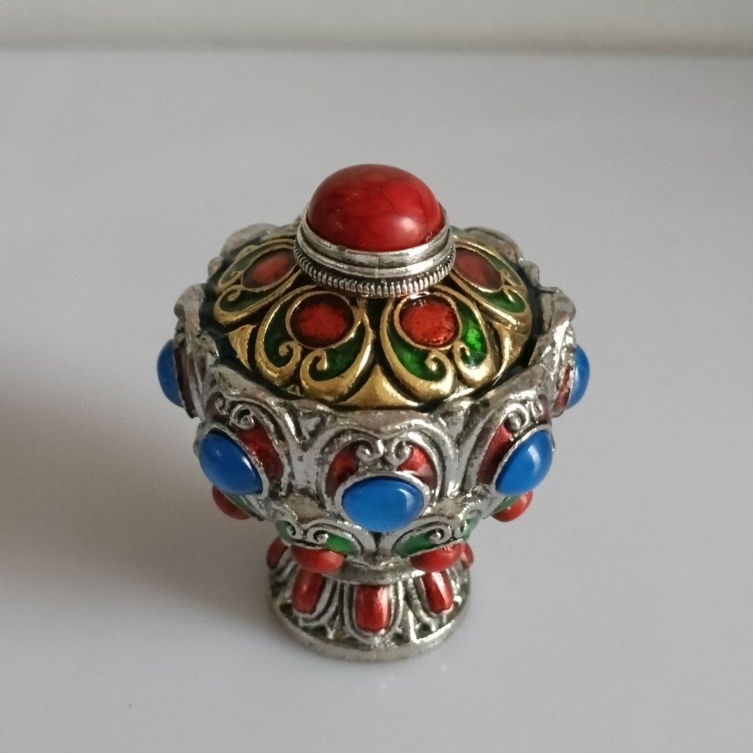 Vintage Antike Sammlung Ethnis – Vintage Collectible Bottles Bewertung und Preis